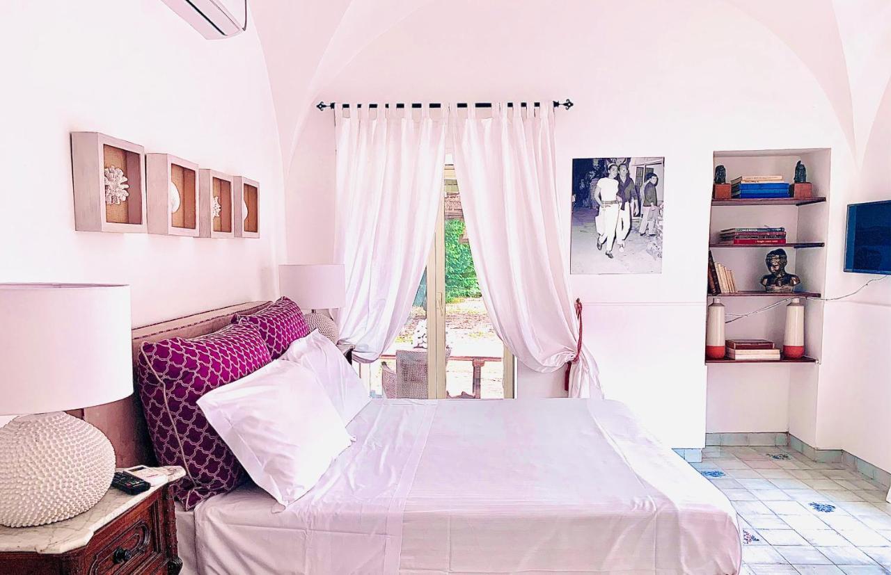 Marunnella Suites Capri Eksteriør bilde