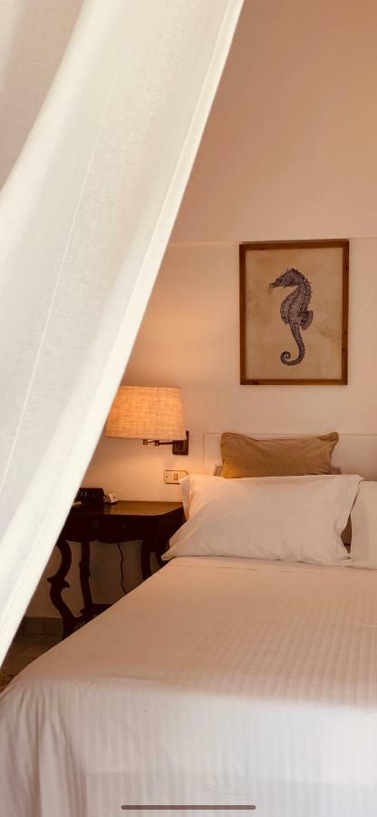 Marunnella Suites Capri Eksteriør bilde